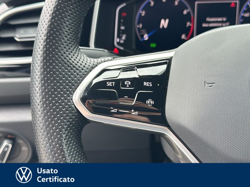 VOLKSWAGEN T-Roc 1.5 tsi r-line dsg - 21