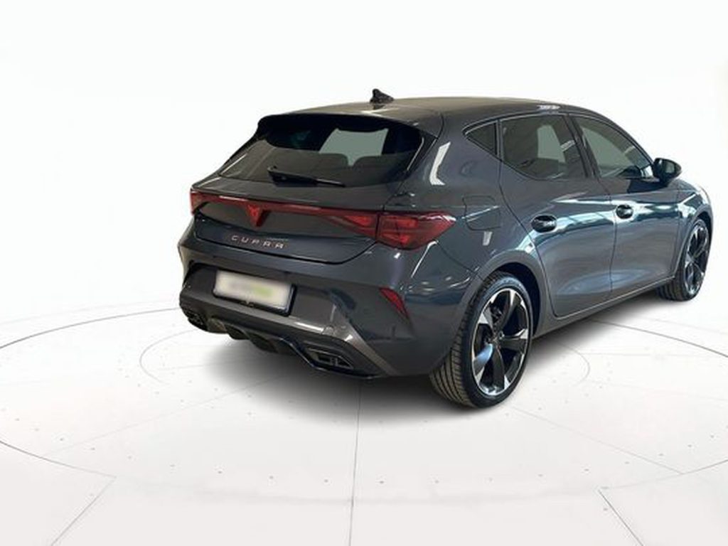 CUPRA Leon 1.5 hybrid 150cv dsg - 4