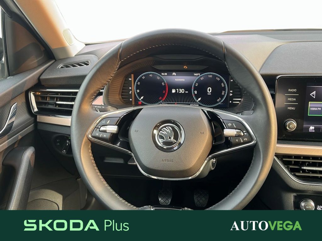 SKODA Kamiq 1.0 tsi style 110cv - 9