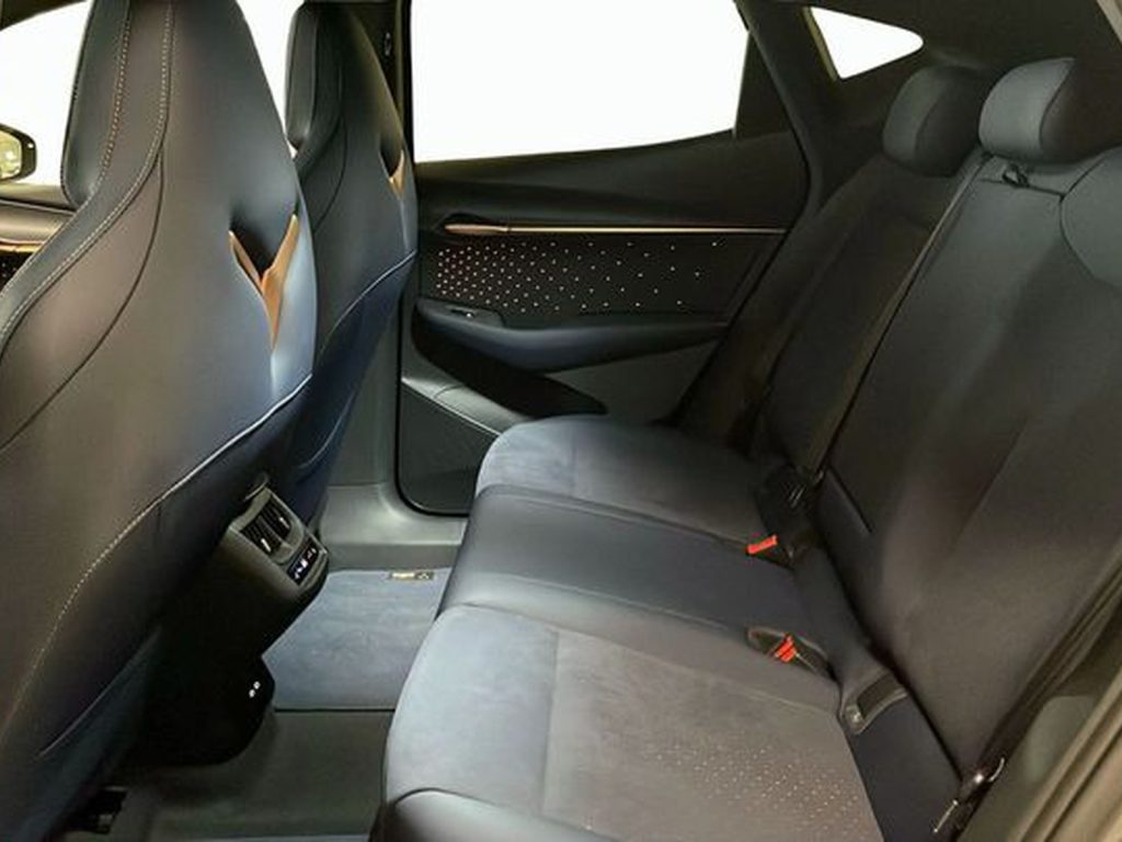 CUPRA Tavascan 77kwh endurance immersive rwd - 11