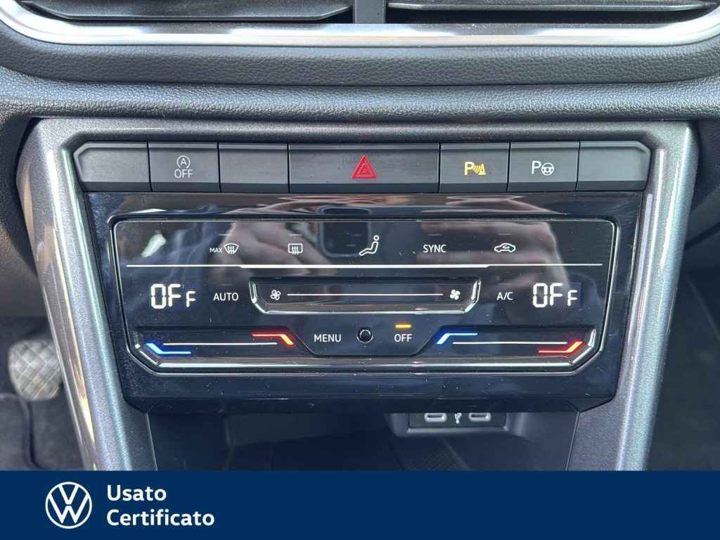 VOLKSWAGEN T-Roc 1.0 tsi style 110cv - 16