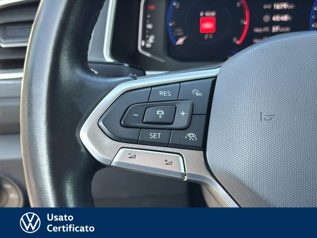 VOLKSWAGEN T-Roc 1.0 tsi style 110cv - 18