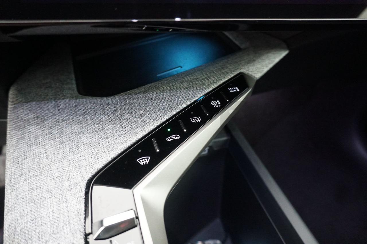 PEUGEOT 3008 HYBRID 145CV E-DCS6 ALLURE - 15