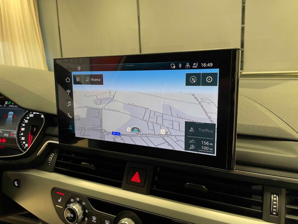 AUDI A4 AVANT 35 TDI/163 CV S TRONIC SPORT- IVA DEDUCIBILE - 48