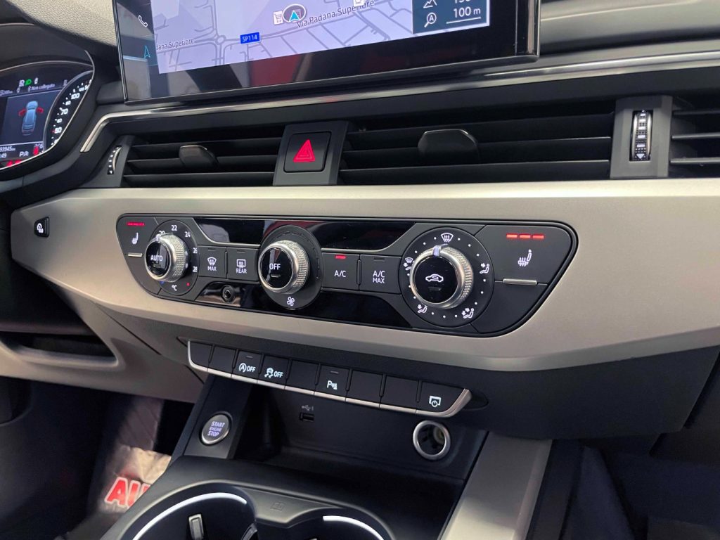 AUDI A4 AVANT 35 TDI/163 CV S TRONIC SPORT- IVA DEDUCIBILE - 49