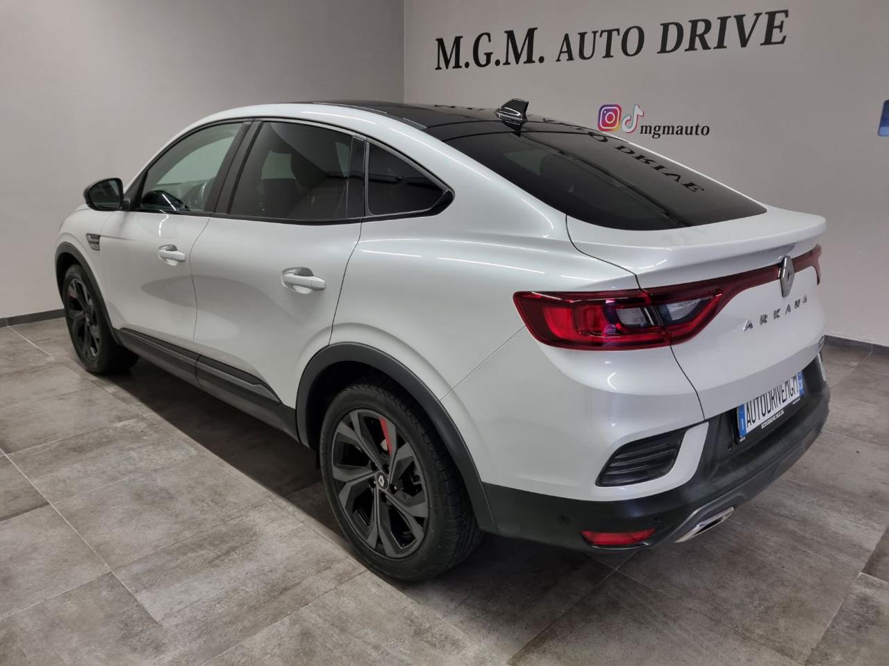 RENAULT Arkana Arkana Hybrid E-Tech 145 CV R.S. Line - 31