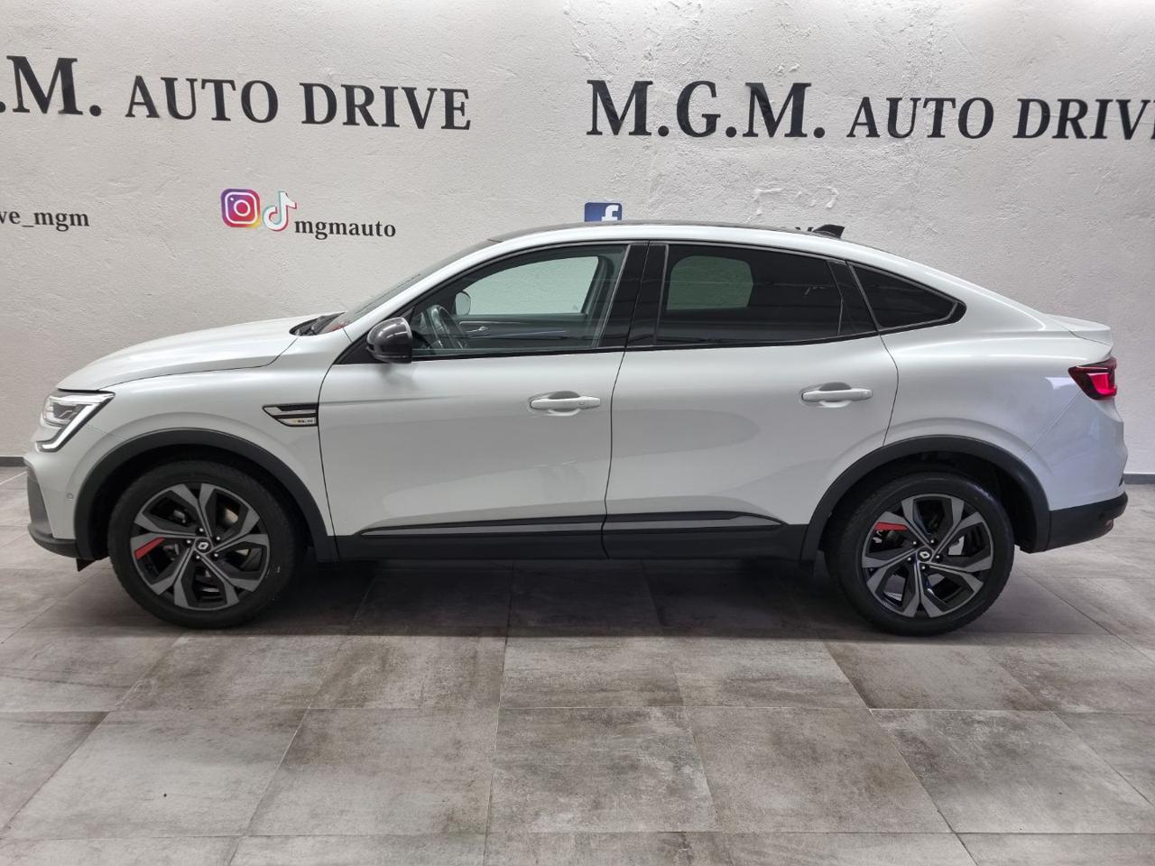 RENAULT Arkana Arkana Hybrid E-Tech 145 CV R.S. Line - 2