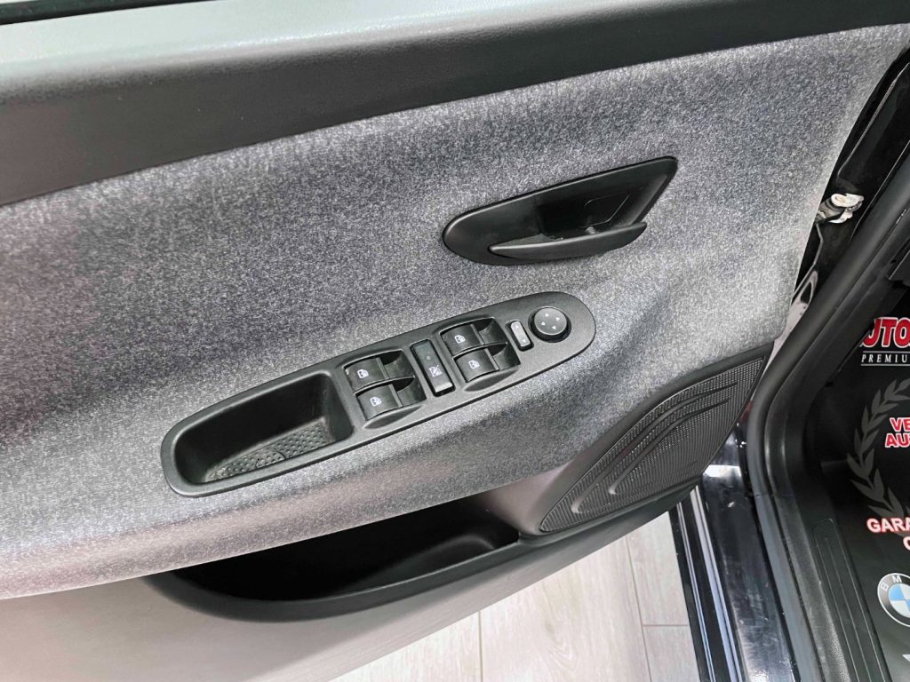 LANCIA Ypsilon 1.0 FIREFLY HYBRID SILVER - IVA DEDUCIBILE - 11