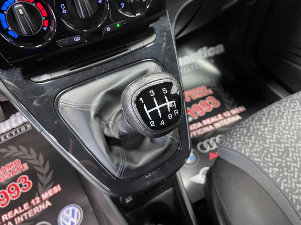 LANCIA Ypsilon 1.0 FIREFLY HYBRID SILVER - IVA DEDUCIBILE - 21