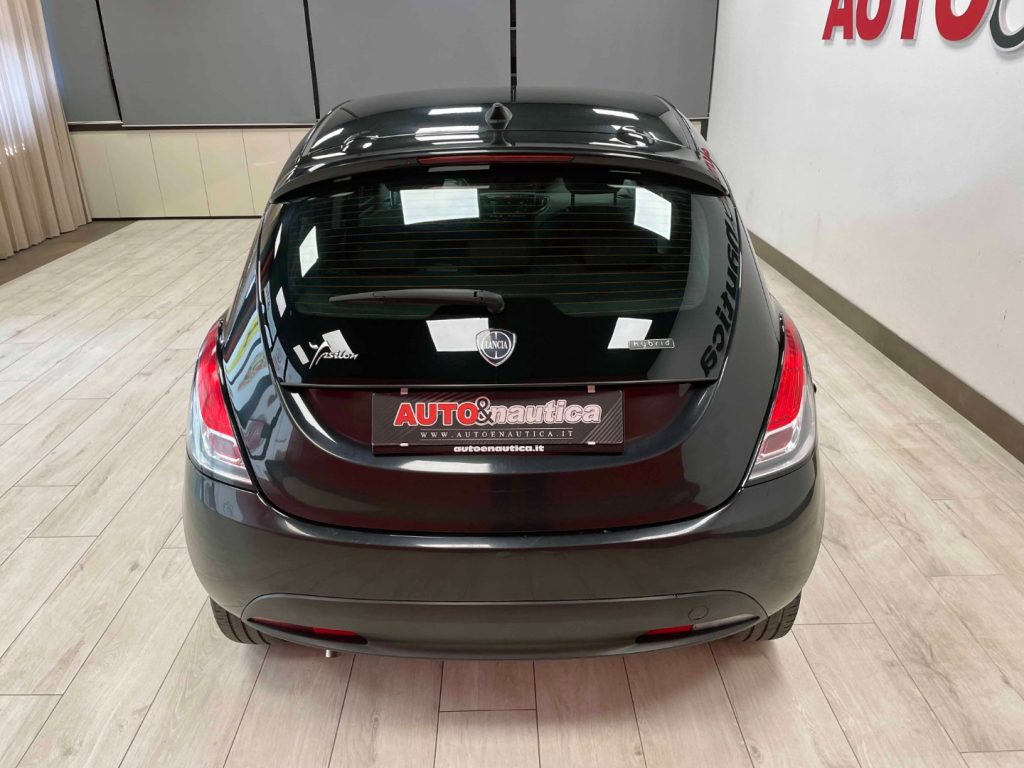 LANCIA Ypsilon 1.0 FIREFLY HYBRID SILVER - IVA DEDUCIBILE - 35