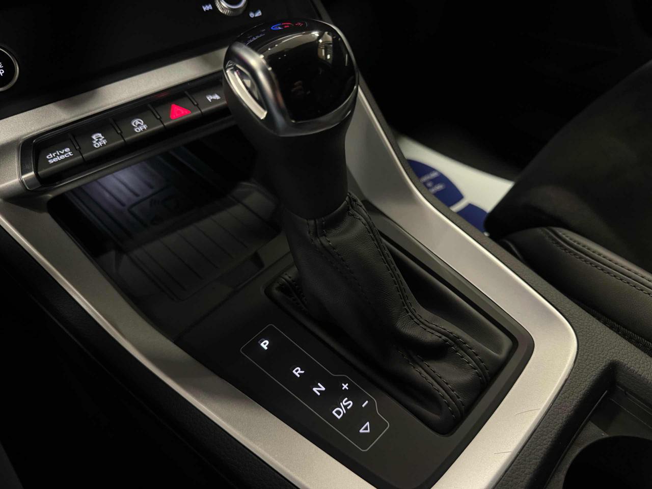 AUDI Q3 SPB 35 TDI S tronic S line edition - 8