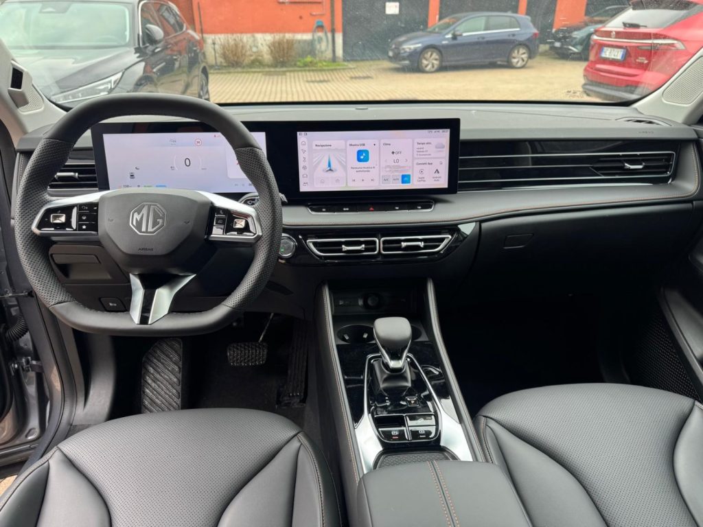 MG HS 1.5 FULL HYBRID+ 224CV  LUXURY KM0 - 9