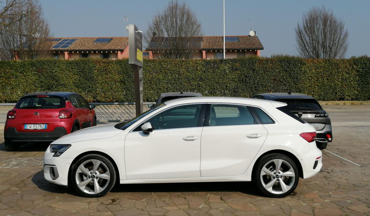 AUDI A3 SPB 30 TFSI MHEV S tronic Business Advanced - 2