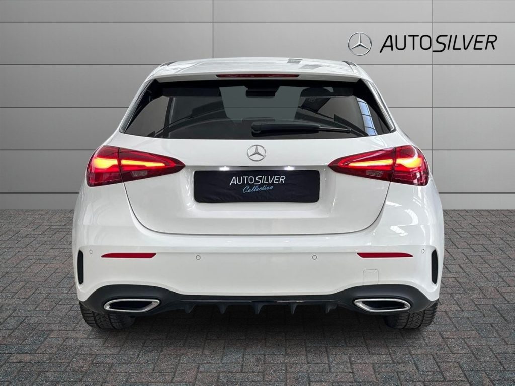 MERCEDES-BENZ A 180 d Automatic AMG Line Premium - 4