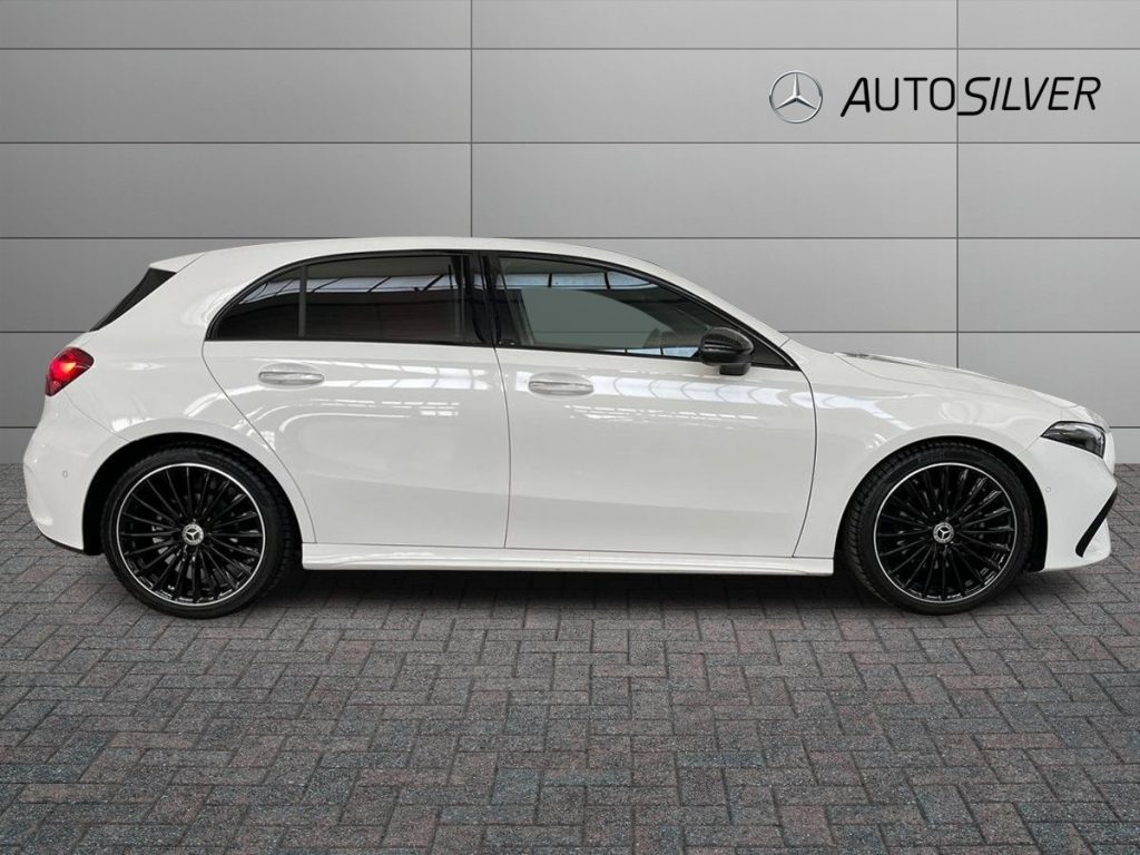 MERCEDES-BENZ A 180 d Automatic AMG Line Premium - 5