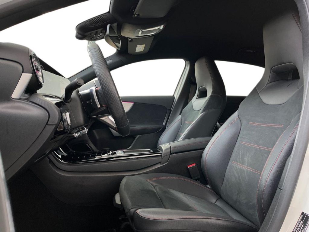 MERCEDES-BENZ A 180 d Automatic AMG Line Premium - 10