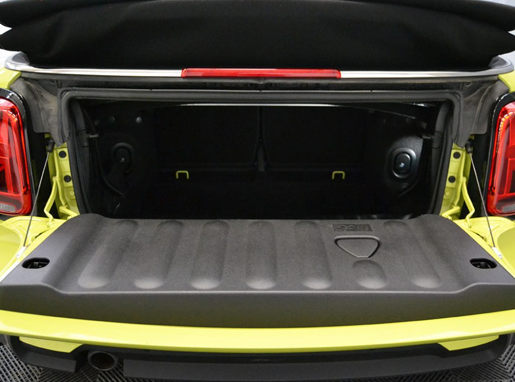 MINI Cabrio 1.5 Cooper Essential Cabrio Unico Proprietario ** - 13