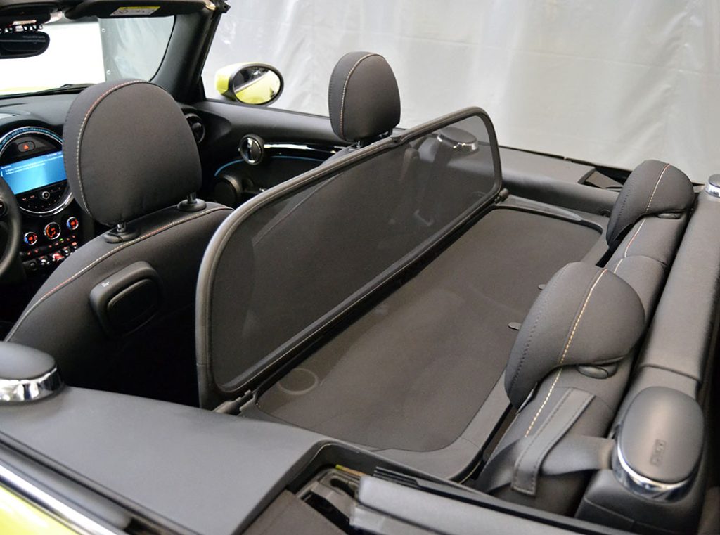 MINI Cabrio 1.5 Cooper Essential Cabrio Unico Proprietario ** - 12