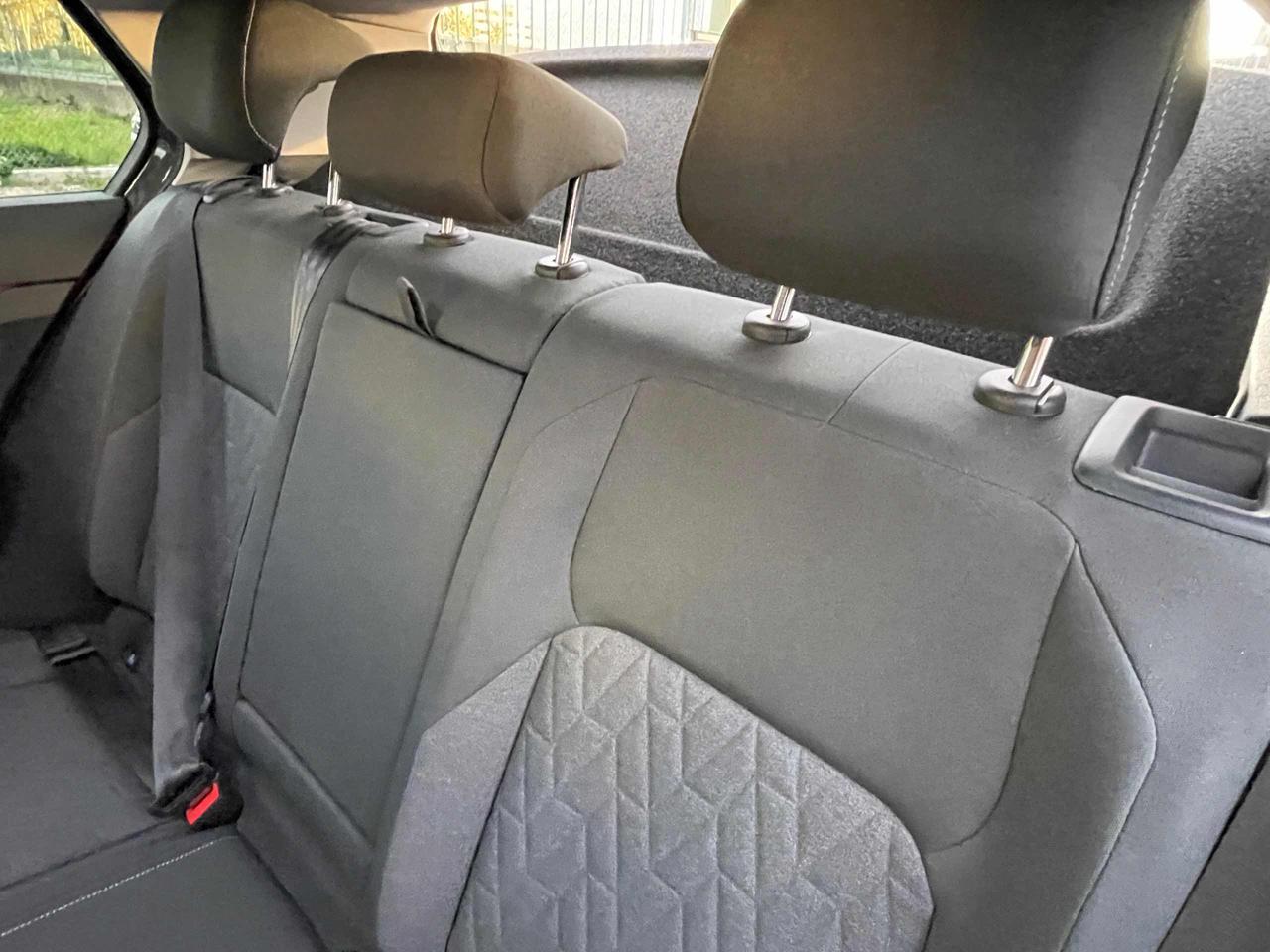 VOLKSWAGEN Golf 2.0 TDI SCR Editon Plus E6D - 17