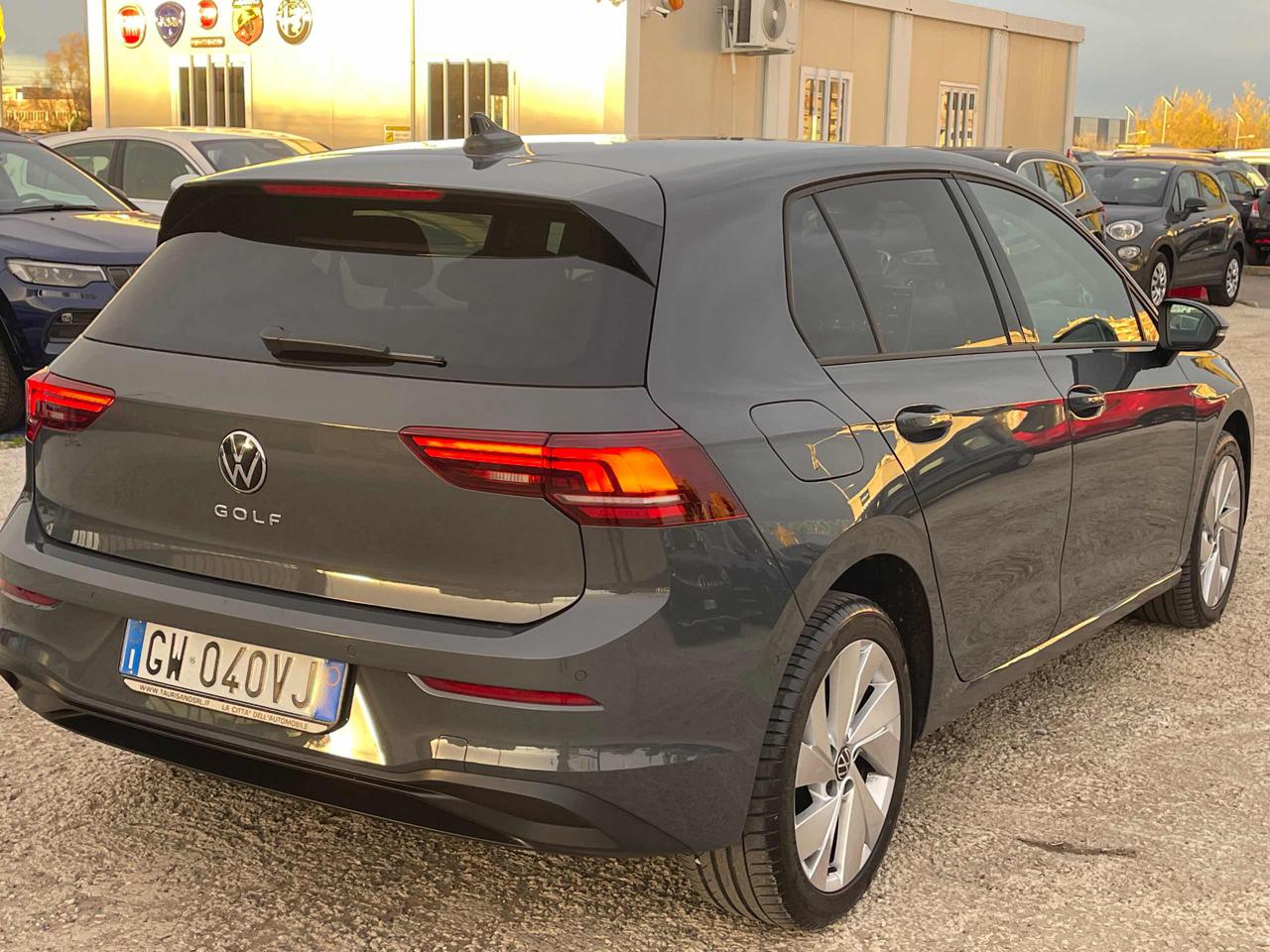 VOLKSWAGEN Golf 2.0 TDI SCR Editon Plus E6D - 4