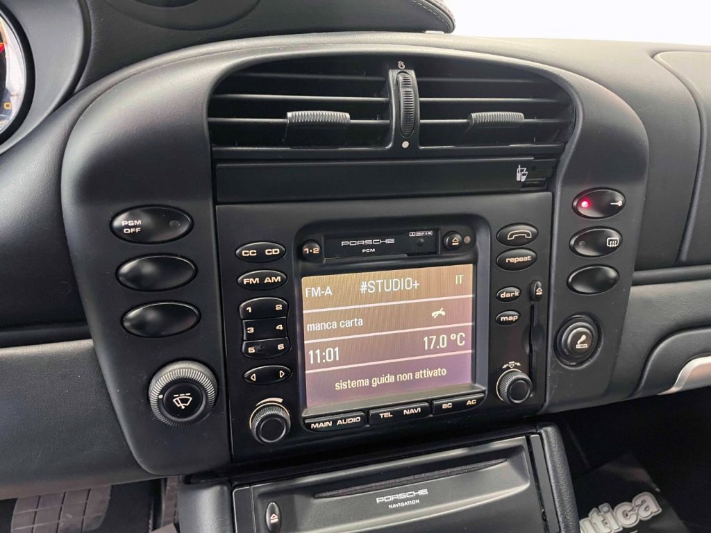 PORSCHE 911 CARRERA 996 C2 COUPE - 26