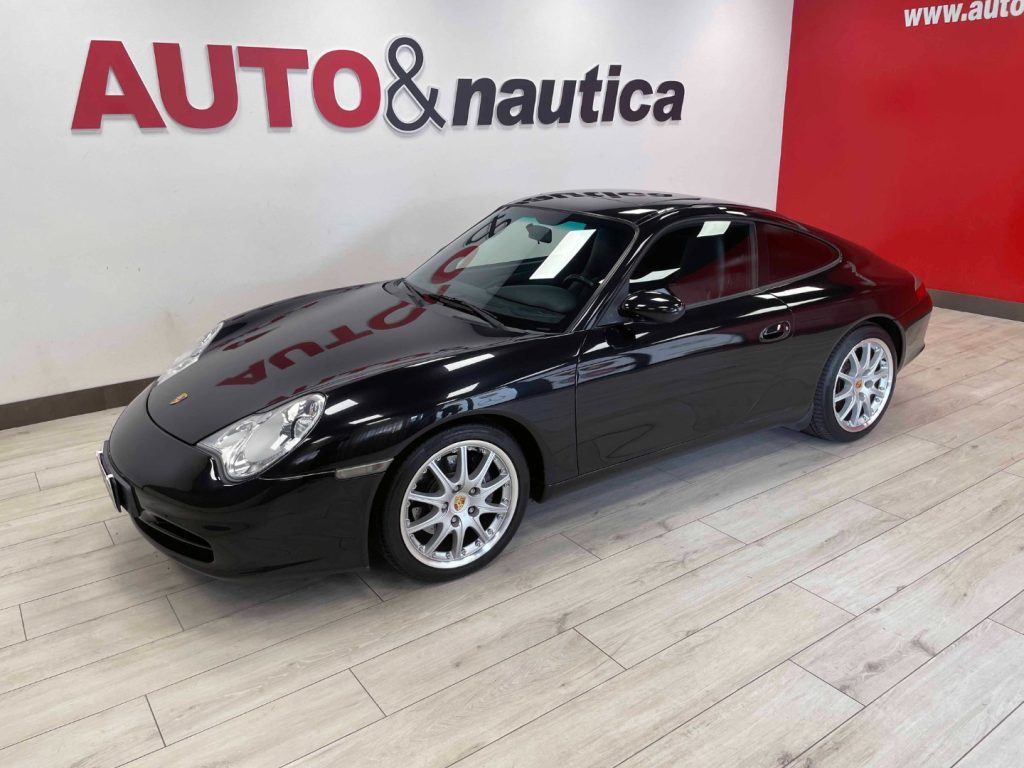 PORSCHE 911 CARRERA 996 C2 COUPE - 32