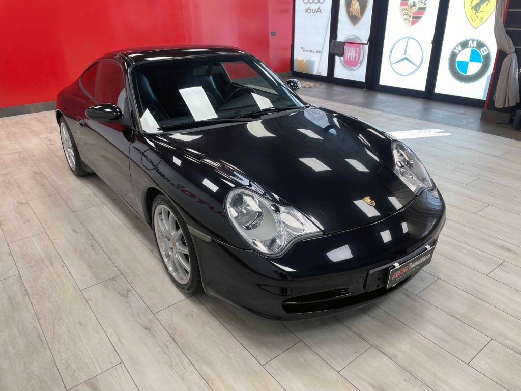PORSCHE 911 CARRERA 996 C2 COUPE - 34