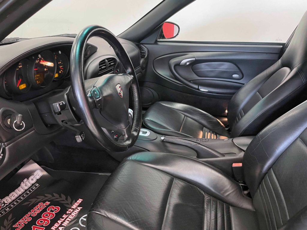 PORSCHE 911 CARRERA 996 C2 COUPE - 42