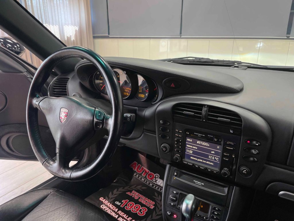 PORSCHE 911 CARRERA 996 C2 COUPE - 44