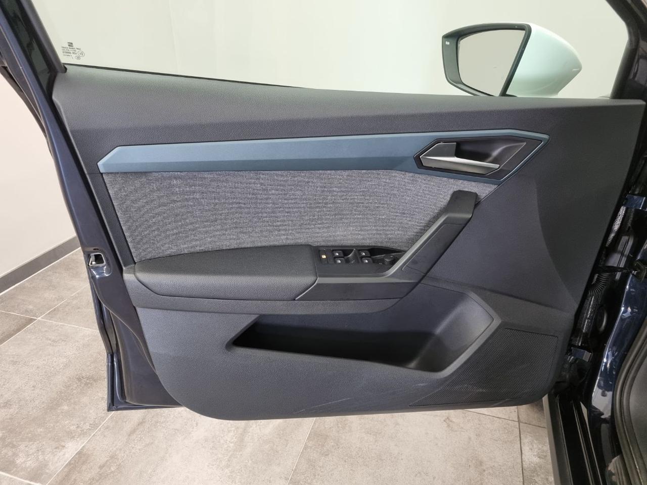 SEAT Arona 1.0 EcoTSI XPERIENCE - 19