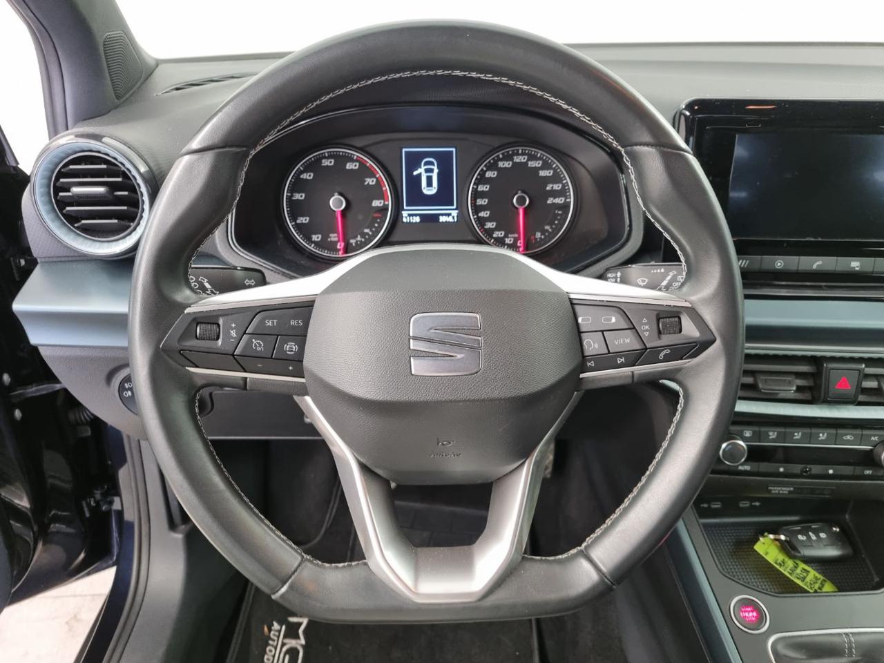 SEAT Arona 1.0 EcoTSI XPERIENCE - 28