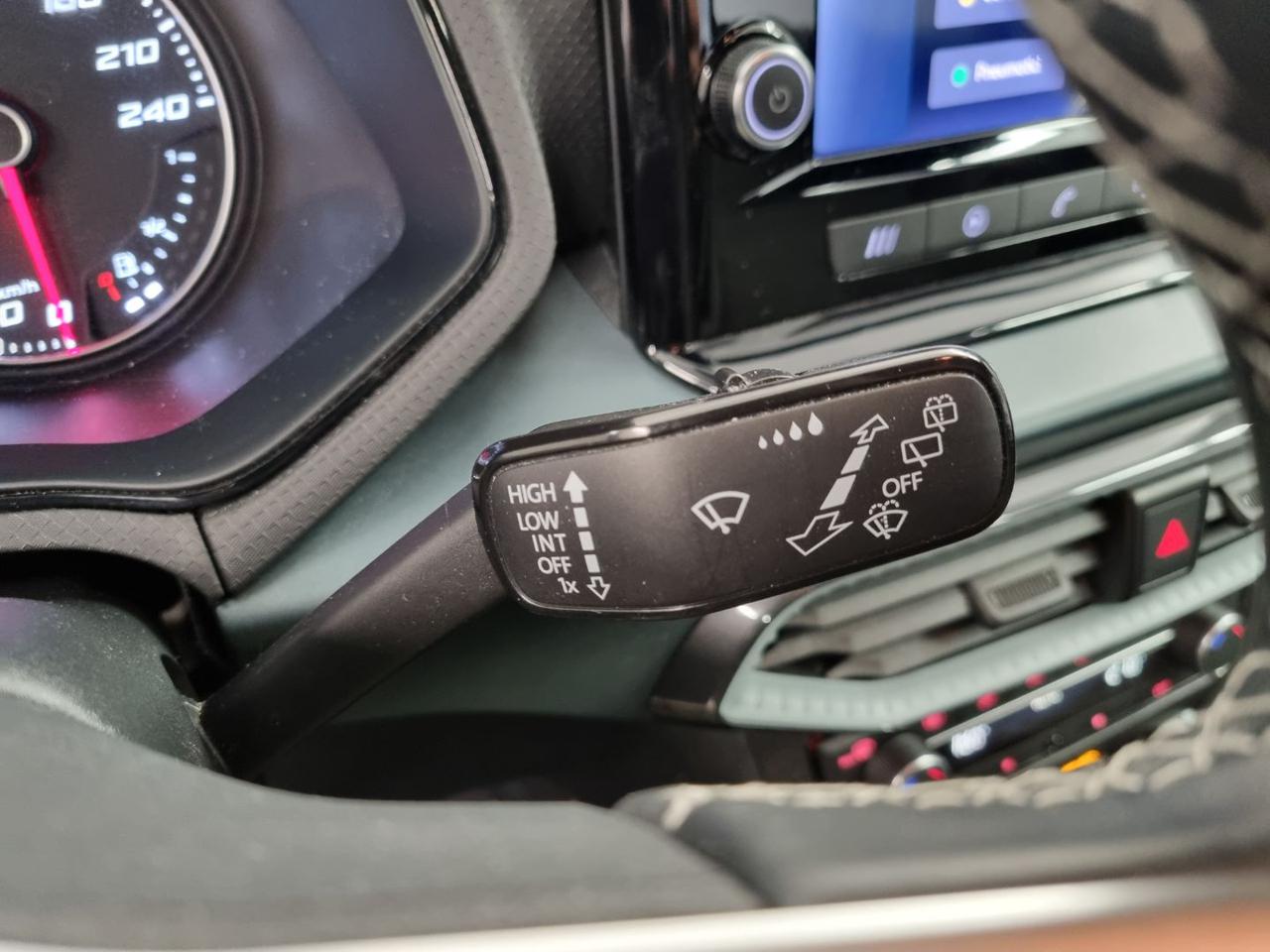 SEAT Arona 1.0 EcoTSI XPERIENCE - 31