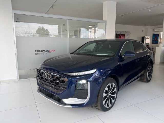 AUDI Q3 Blu metallizzato
