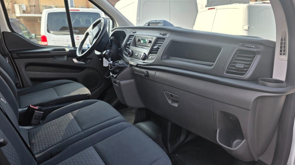 FORD Transit Custom 300 2.0 EcoBlue Hybrid 130 PL-TA Trend L2H2 - 10