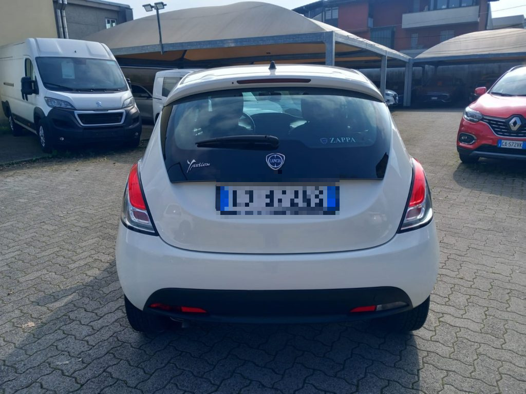 LANCIA Ypsilon 1.2 69 CV 5 porte Silver - 8