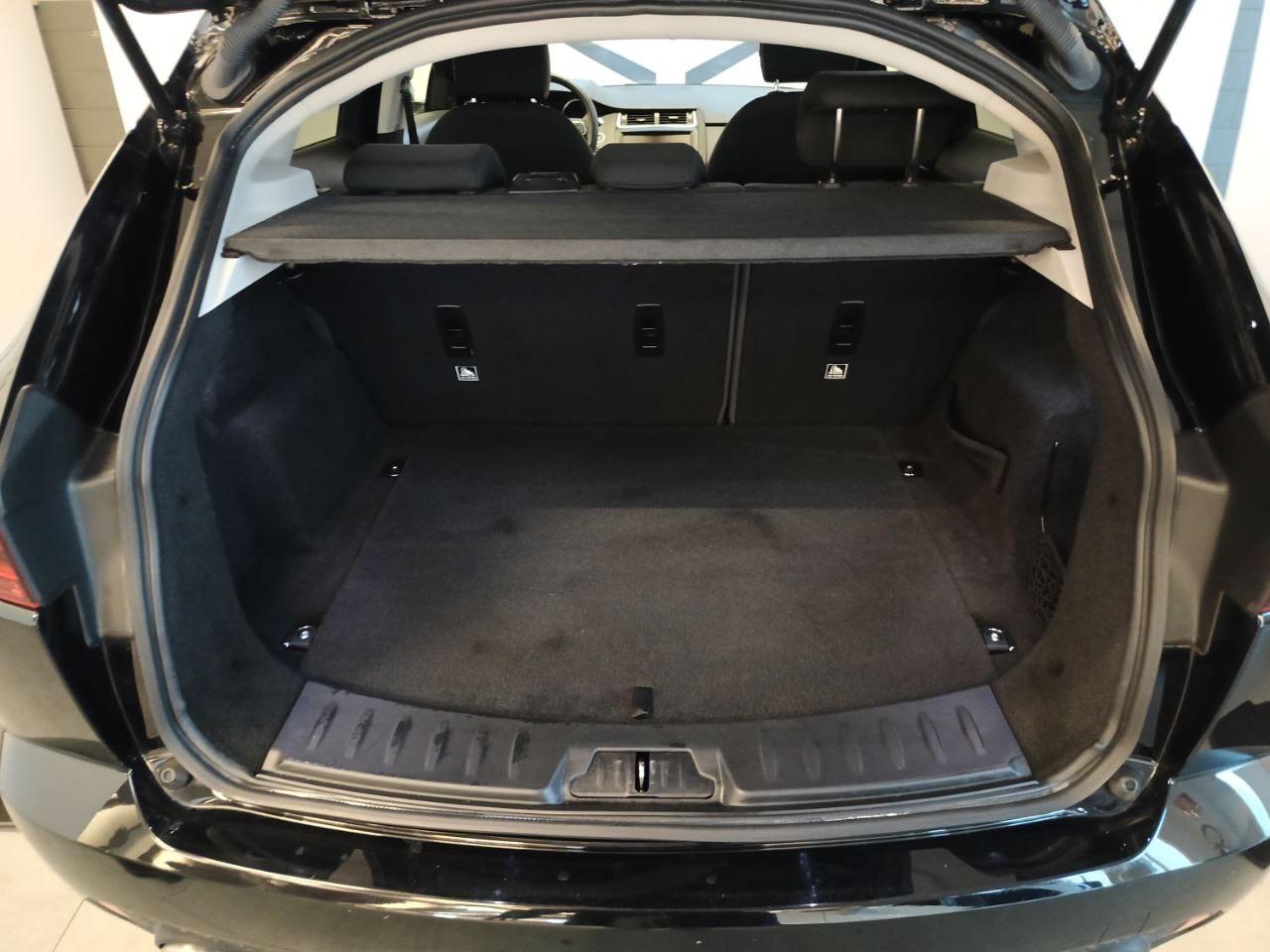 JAGUAR E-Pace 2.0 AWD aut. HSE - 10