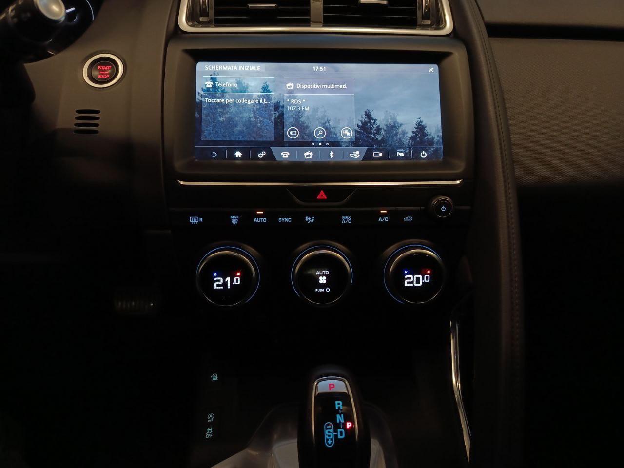 JAGUAR E-Pace 2.0 AWD aut. HSE - 13