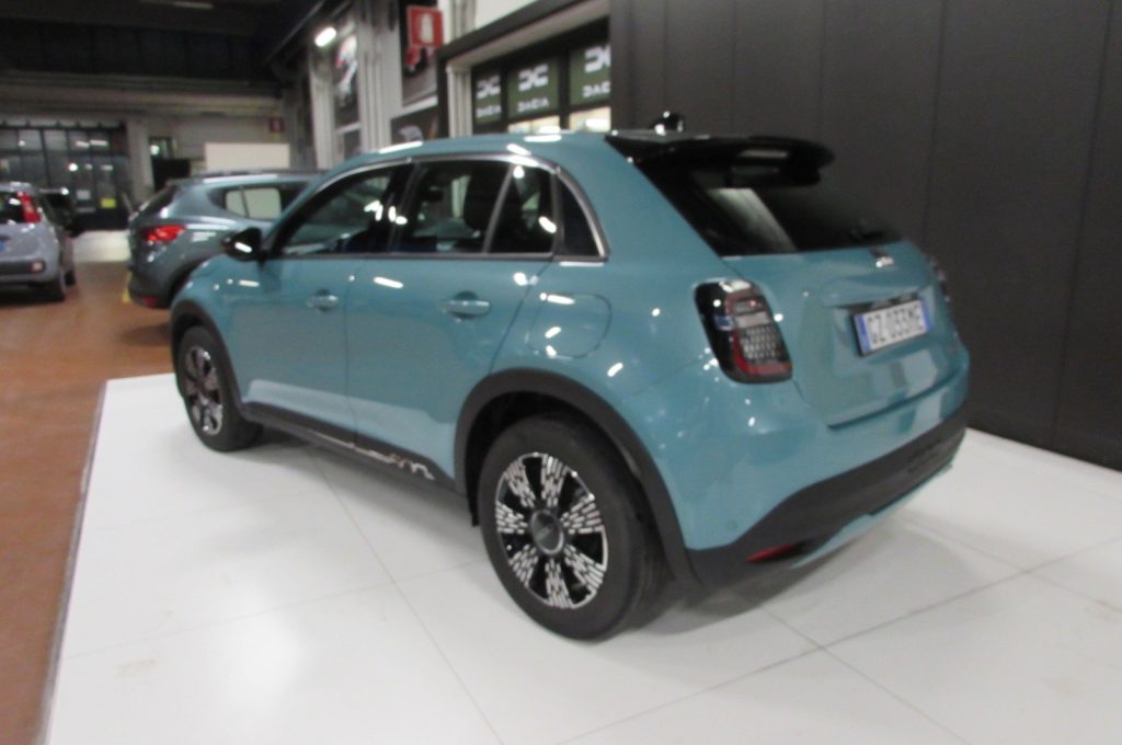 FIAT 600 Hybrid 145 CV DCT MHEV - 3