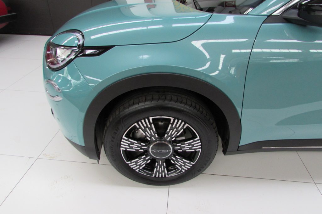 FIAT 600 Hybrid 145 CV DCT MHEV - 6