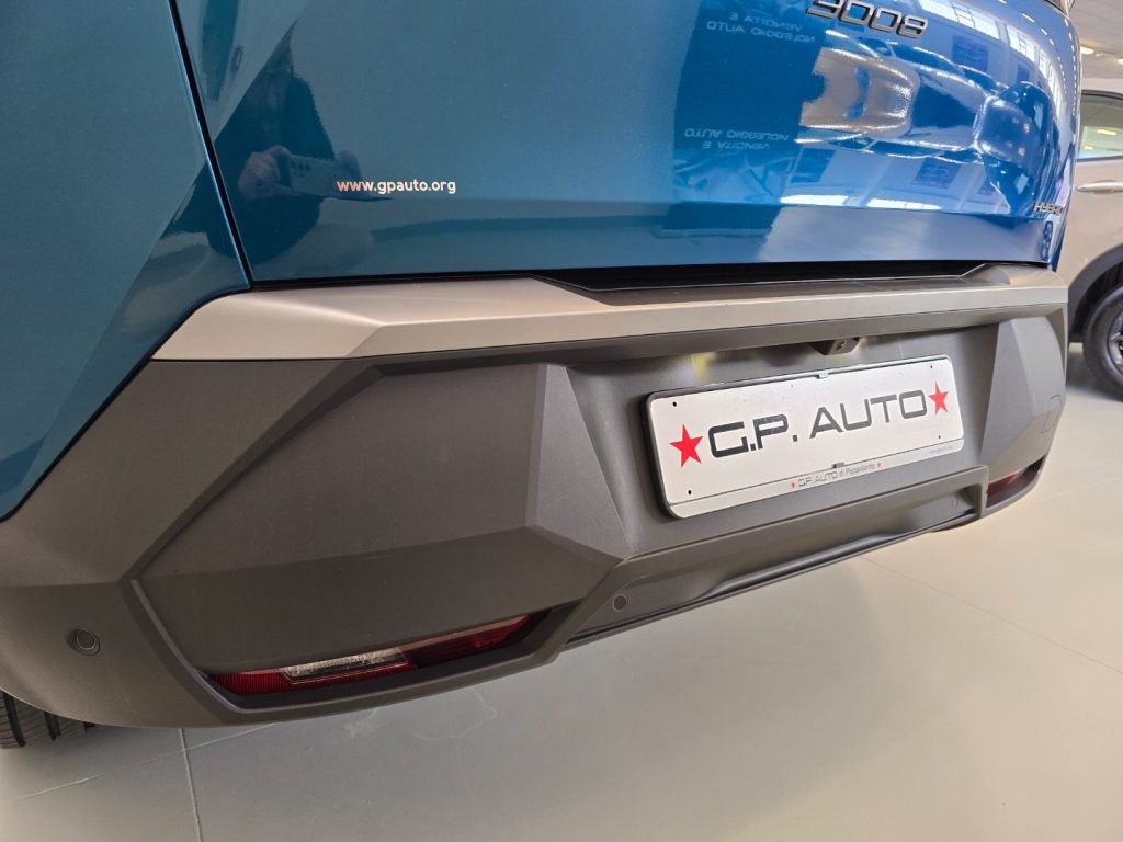 PEUGEOT 3008 Hybrid 145CV e-DCS6 Allure - 7