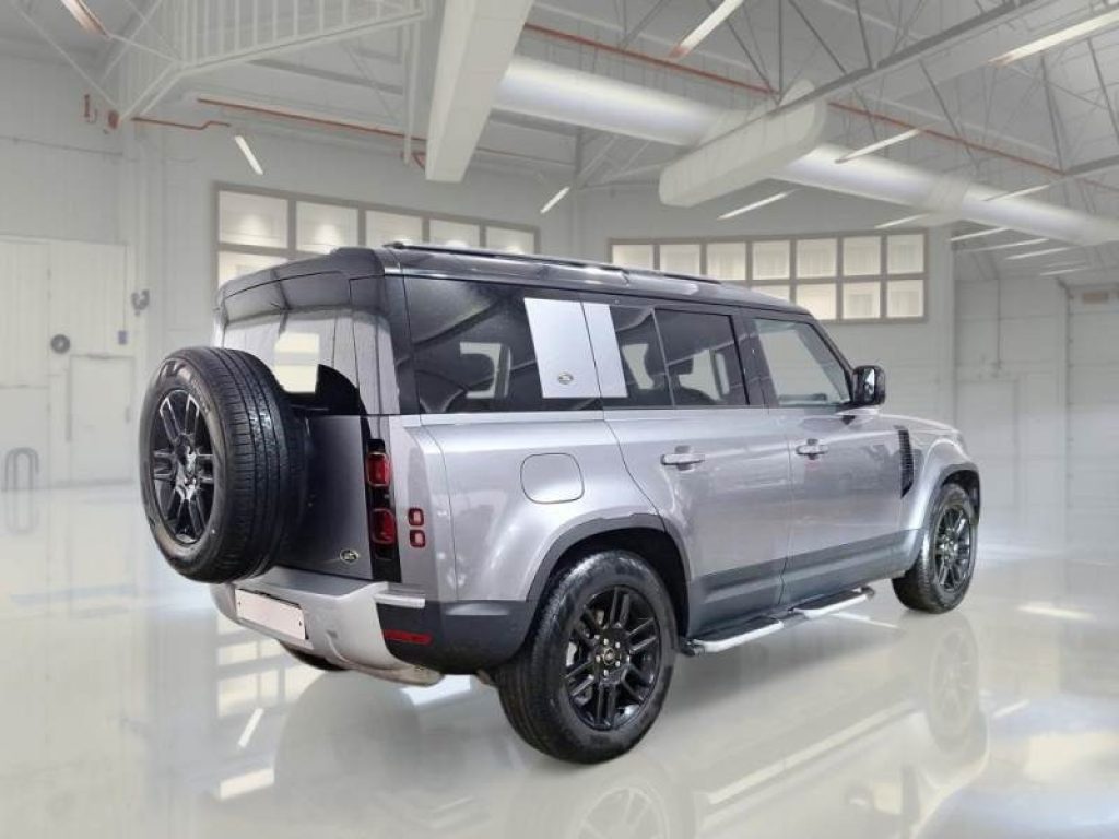 LAND ROVER Defender 110 3.0D I6 250 CV AWD Auto SE - 4