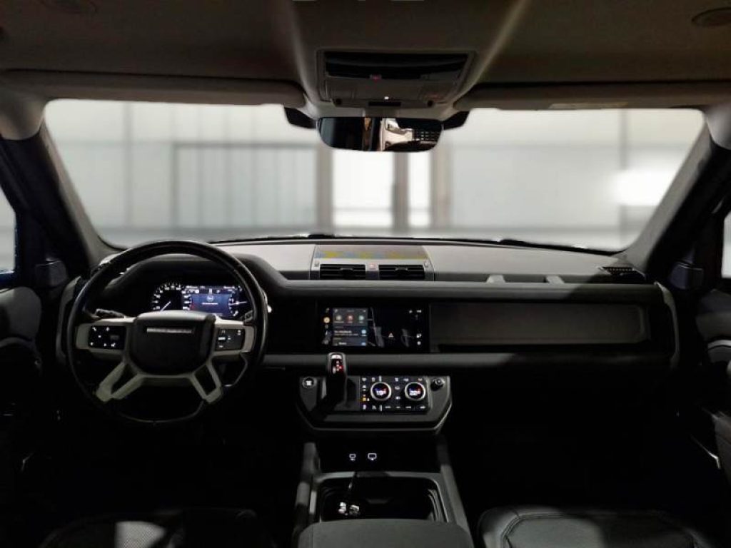 LAND ROVER Defender 110 3.0D I6 250 CV AWD Auto SE - 6