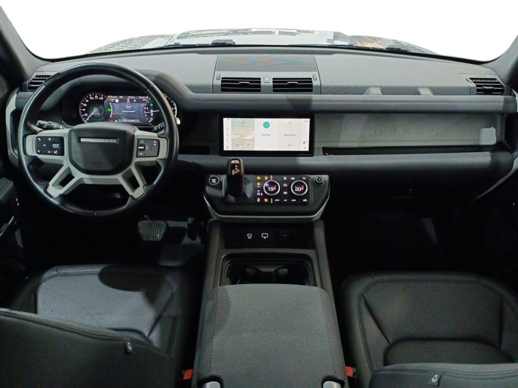 LAND ROVER Defender 110 3.0D I6 250 CV AWD Auto SE - 7