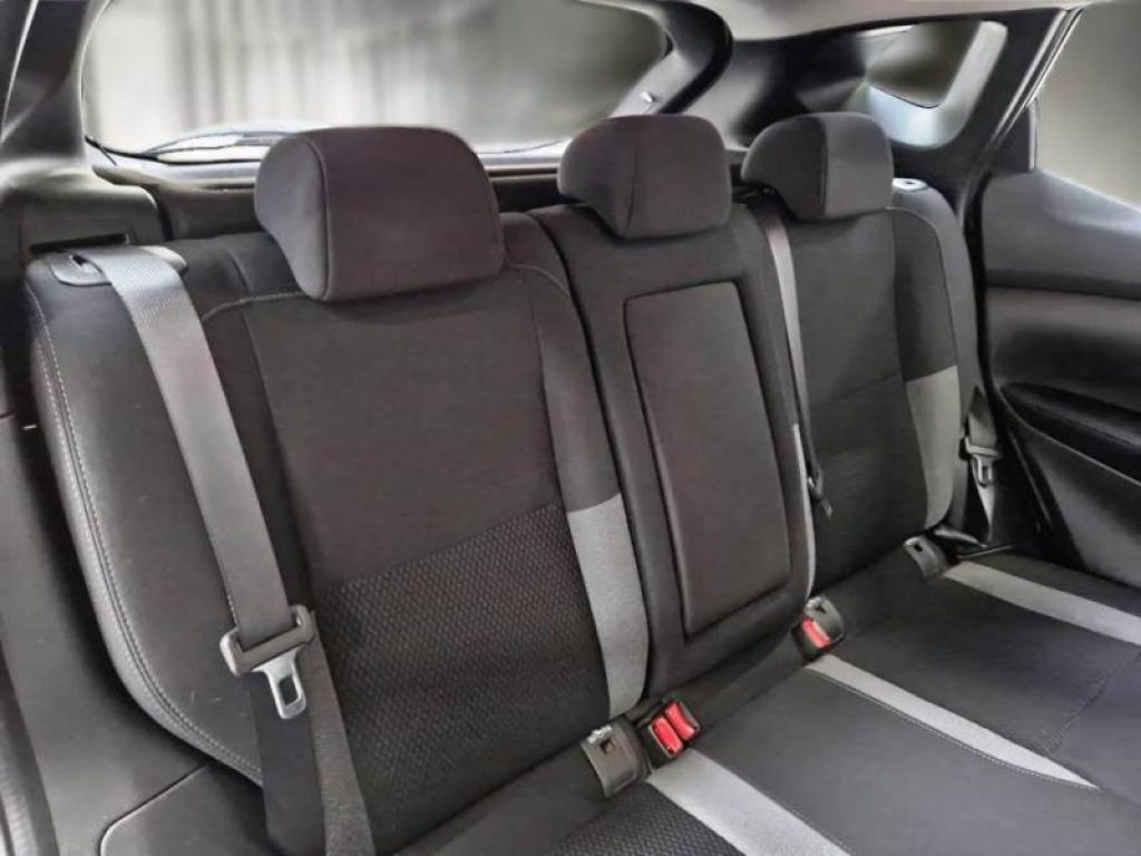 NISSAN Qashqai 1.5 dCi 115 CV Business - 8