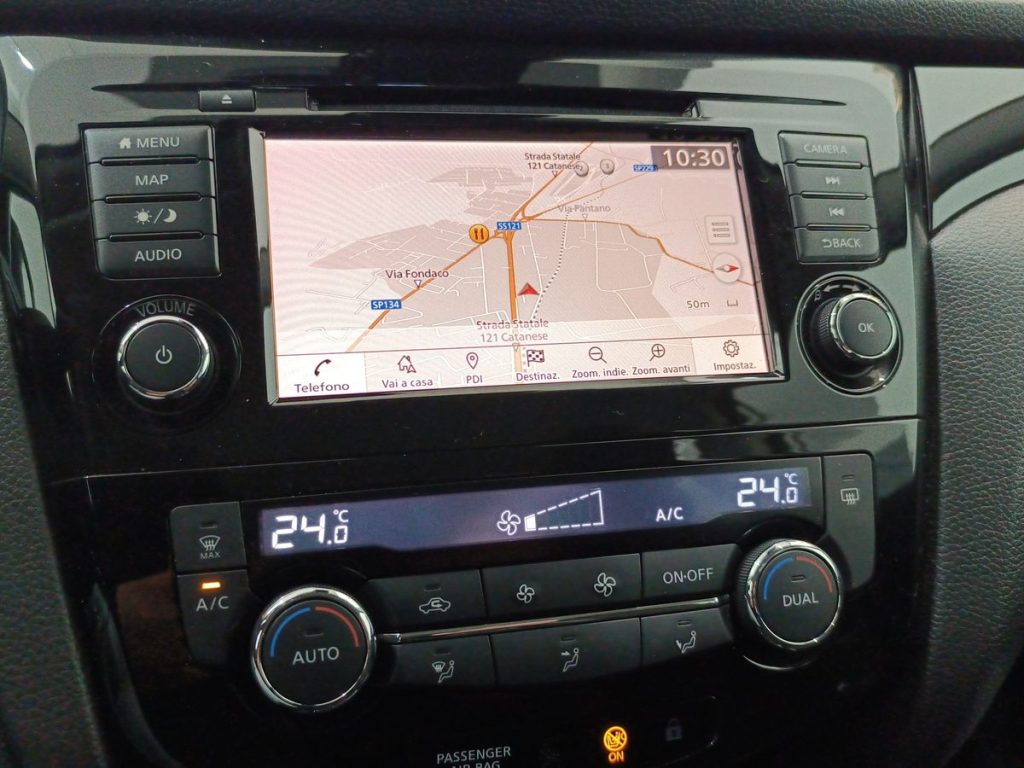 NISSAN Qashqai 1.5 dCi 115 CV Business - 17