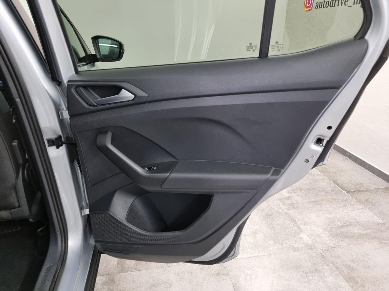 VOLKSWAGEN T-Cross 1.5 TSI DSG Advanced - 22