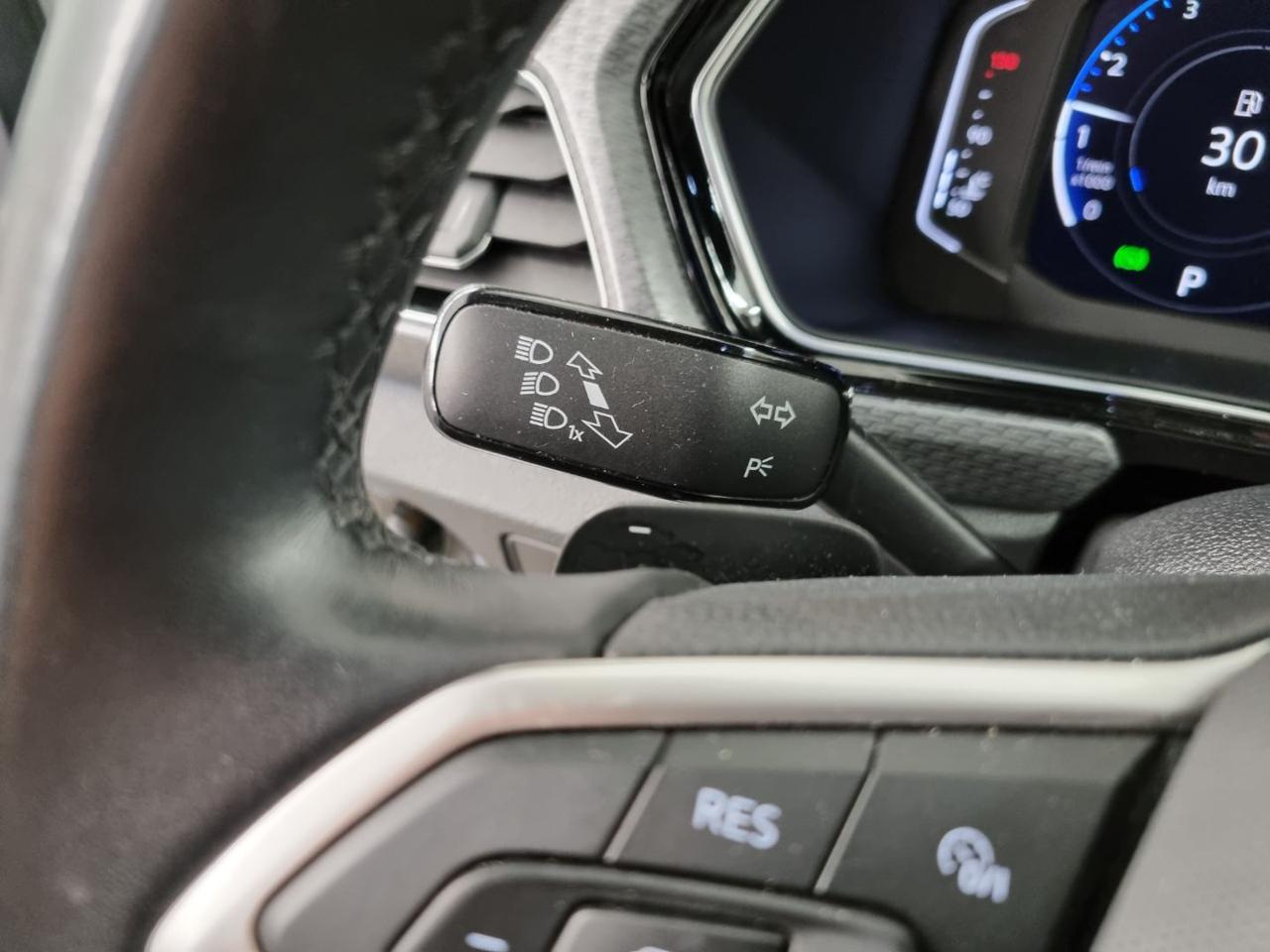 VOLKSWAGEN T-Cross 1.5 TSI DSG Advanced - 16