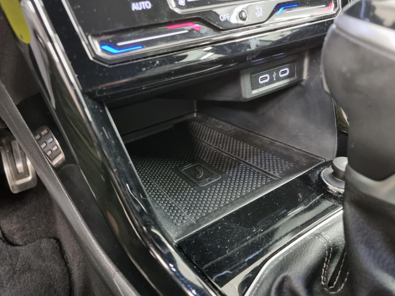 VOLKSWAGEN T-Cross 1.5 TSI DSG Advanced - 33