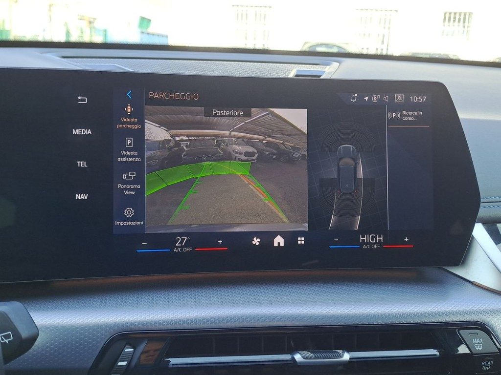 BMW iX1 eDrive 20 Msport Aut. - 13