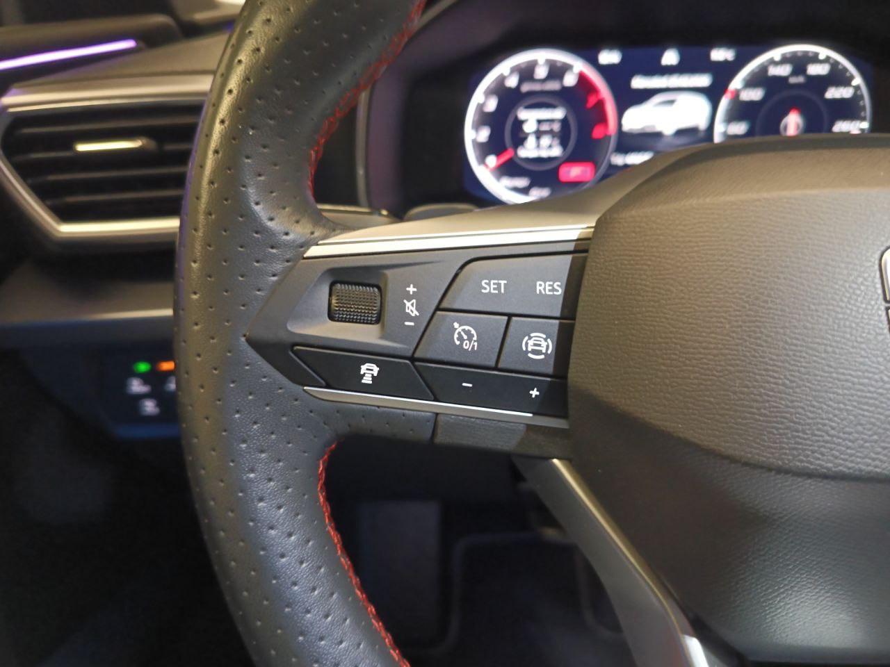 SEAT Leon Sportstourer 1.5 eTSI 150 CV DSG FR - 16